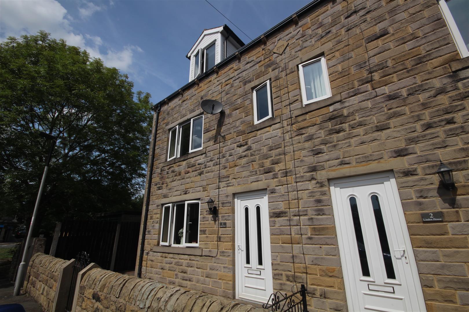 4 bedroom semi-detached house Let Agreed in Earby - IMG_8407.jpg